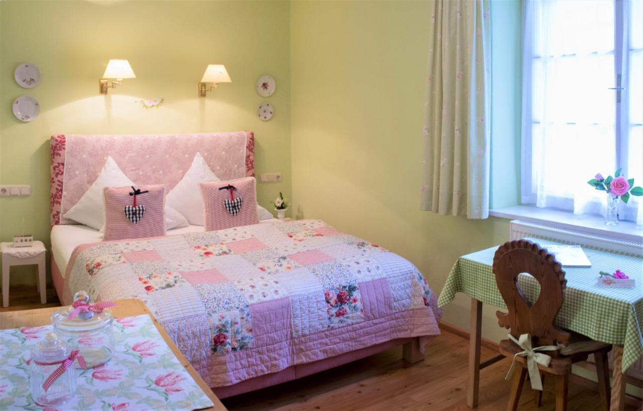 Hannas Alpengruss Apartment - Zimmer Seefeld in Tirol Bagian luar foto