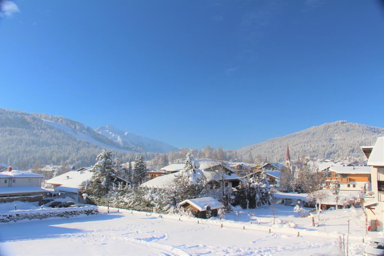 Hannas Alpengruss Apartment - Zimmer Seefeld in Tirol Bagian luar foto