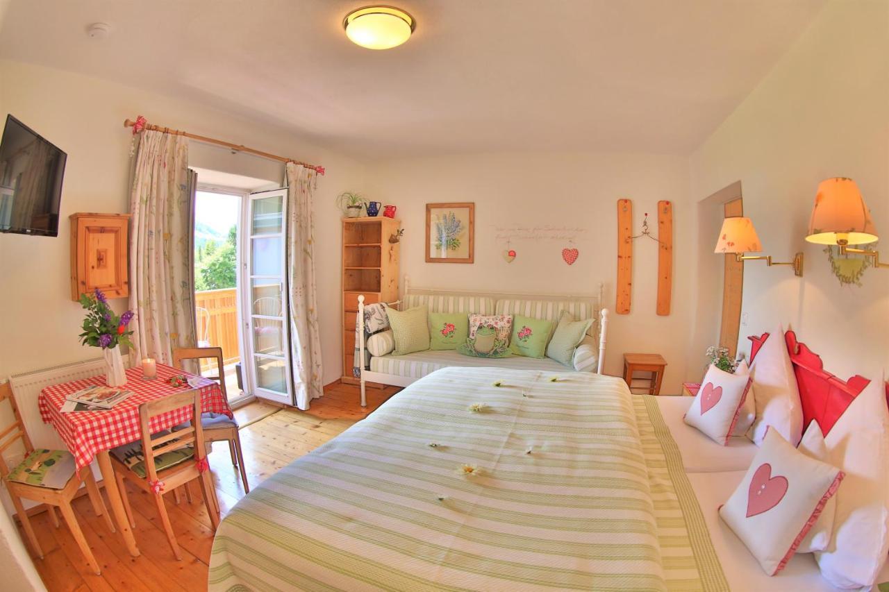 Hannas Alpengruss Apartment - Zimmer Seefeld in Tirol Bagian luar foto