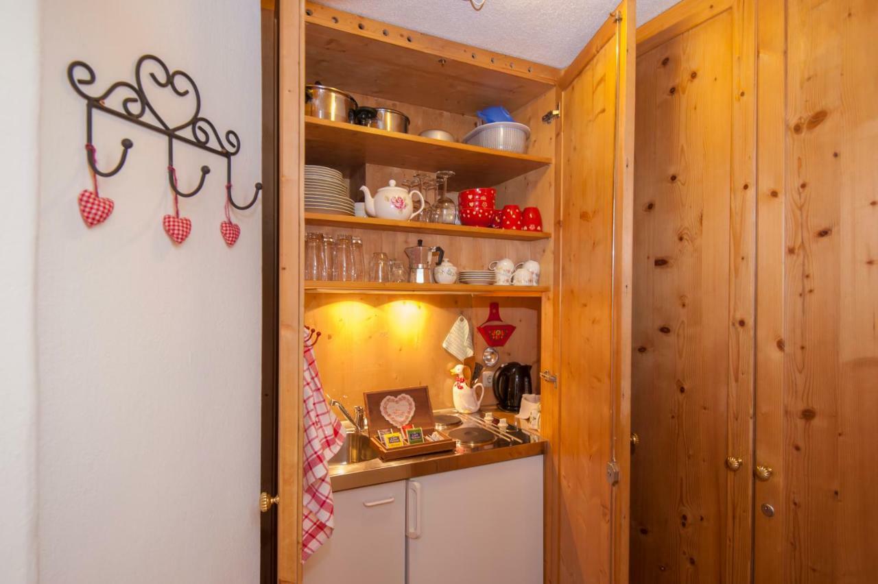Hannas Alpengruss Apartment - Zimmer Seefeld in Tirol Bagian luar foto